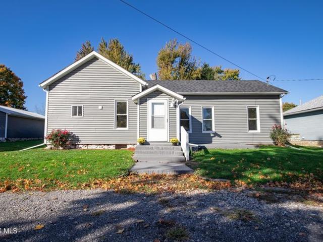 House for sale in Fayette, Fulton County