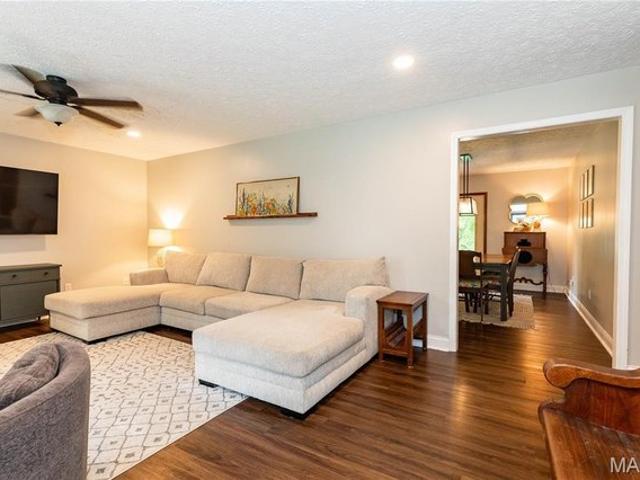 House for sale in Dixon, Missouri
