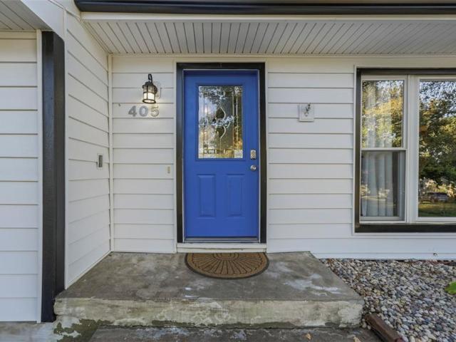 House for sale in Oakwood Park