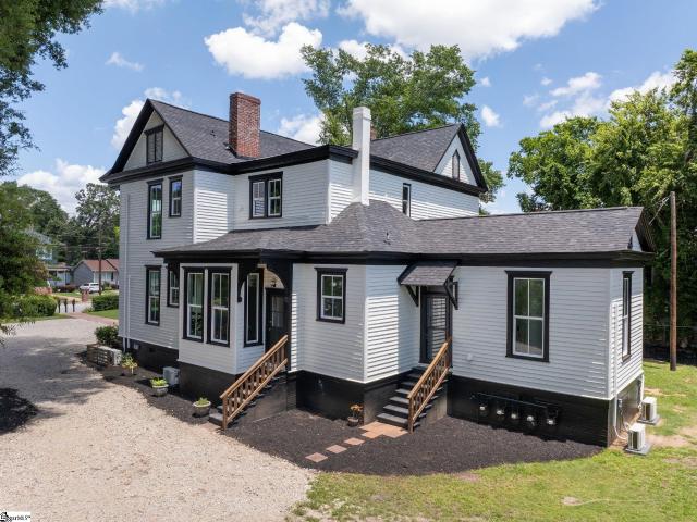 House for sale in Greenville, South Carolina