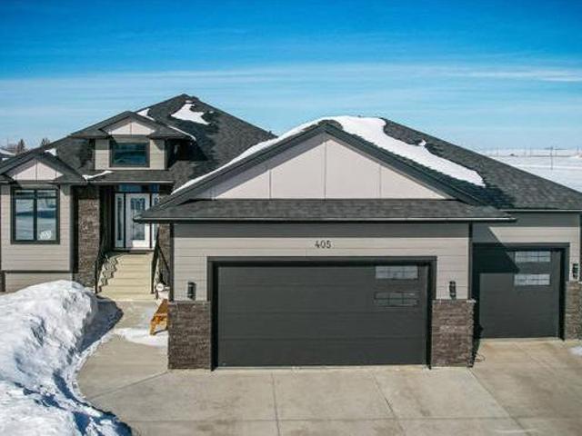 House for sale in Saskatoon, Saskatchewan