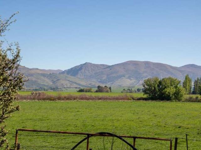 Property for sale in Omakau, Vincent Community