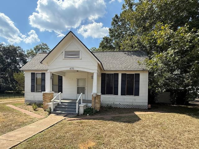 House for sale in Crockett, Texas