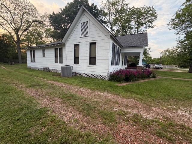 House for sale in Crockett, Texas