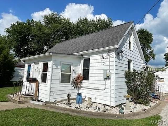 House for sale in New Athens, Illinois