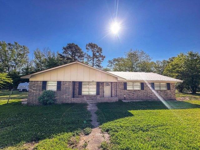 House for sale in Linden, Texas