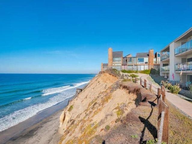 Condo for sale in Solana Beach, California