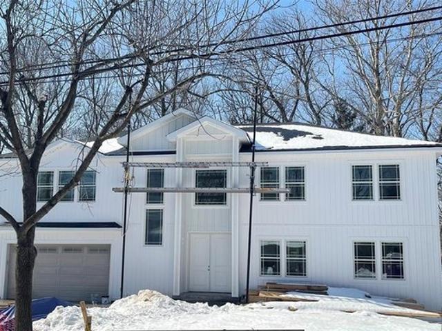 House for sale in River Edge, New Jersey