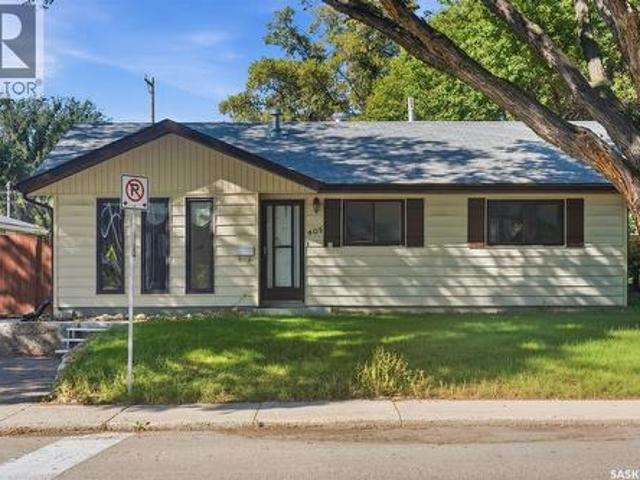 House for sale in Saskatoon, Saskatchewan
