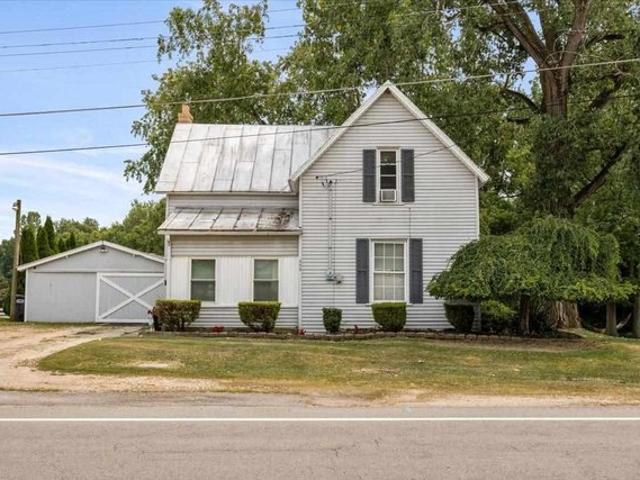 House for sale in Ridgeville, Indiana