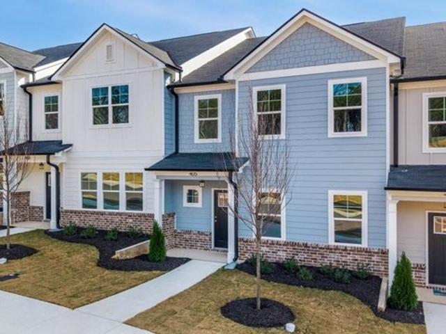 Townhouse for sale in Conyers, Rockdale County