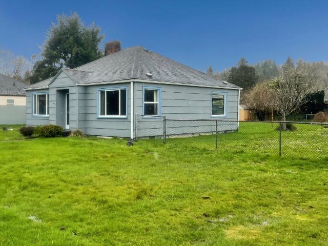 House for sale in South Bend, Washington