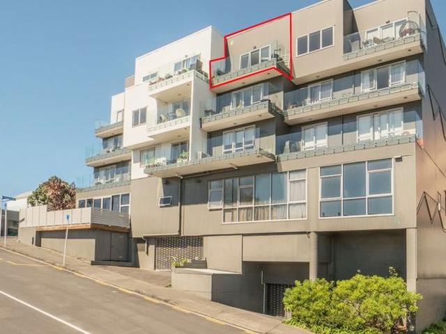Apartment for rent in Newton, Auckland