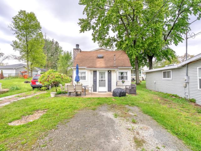 House for sale in Knox, Indiana
