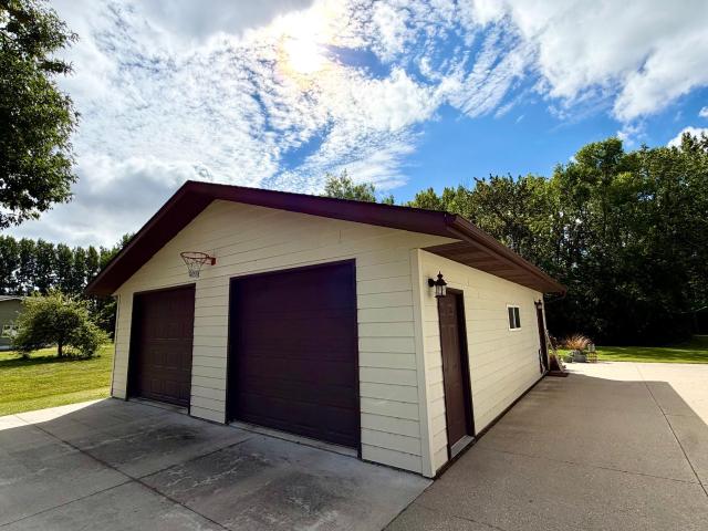 House for sale in Roseau, Minnesota