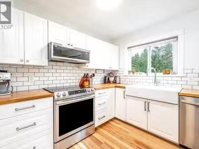 House for sale in Garibaldi, British Columbia
