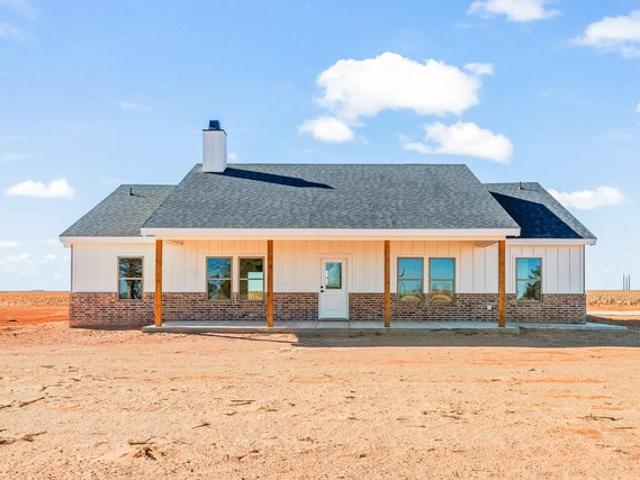 House for sale in Ropesville, Texas