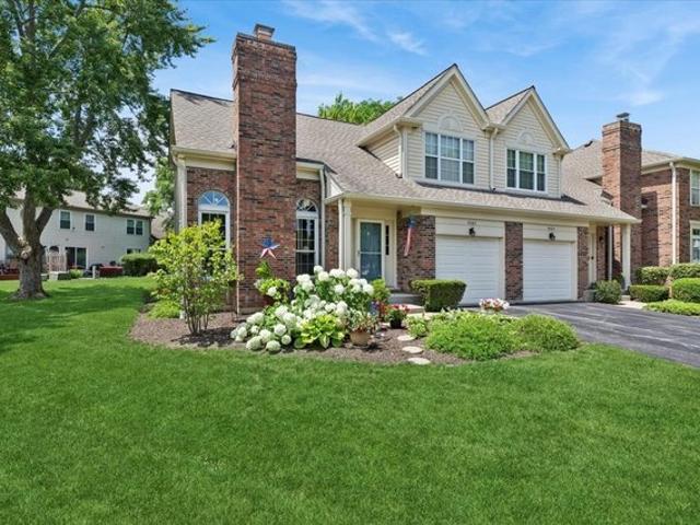 Townhouse for sale in Arlington Heights, Illinois