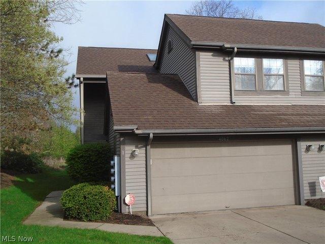 Condo for sale in Canfield, Ohio