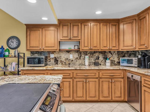 Condo for sale in Palm Desert, California