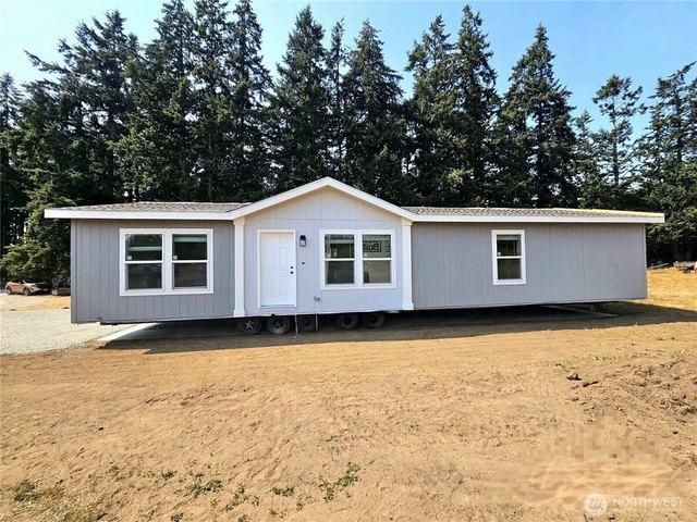 House for sale in Oak Harbor, Washington