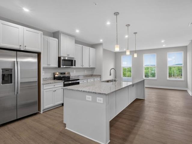 Condo for sale in Virginia