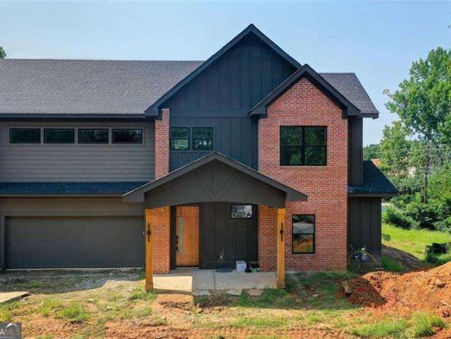 Townhouse for sale in Tucker, DeKalb County