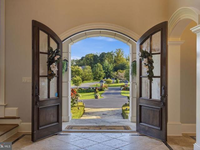 House for sale in Leesburg, Loudoun County