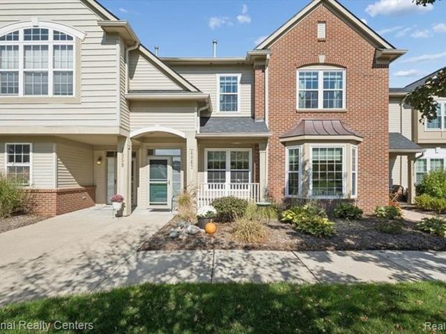 Condo for sale in Howell, Michigan