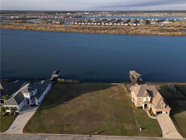 Land for sale in Slidell, Louisiana