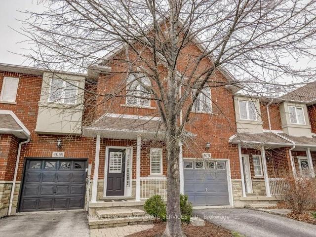 Townhouse for sale in Woburn, Ontario