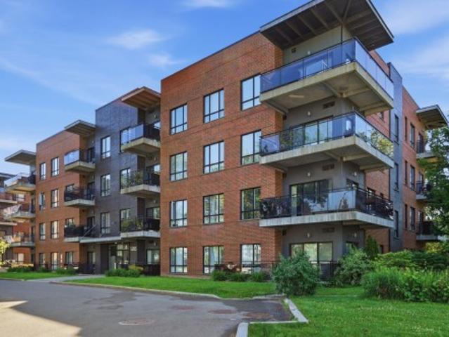 Condo for sale in Pointe-claire, Quebec