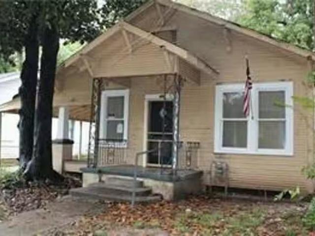 House for sale in Alexandria
