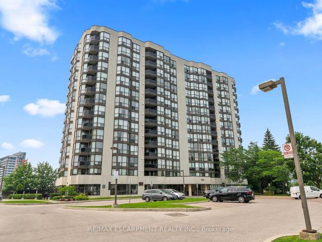 Condo for sale in Woburn, Ontario