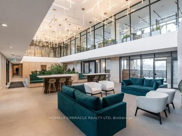 Condo for rent in Trafalgar, Oakville
