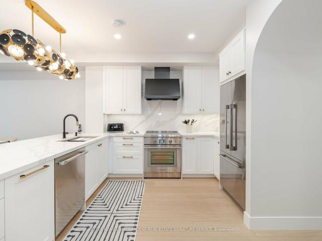 Condo for sale in Mississauga, Ontario