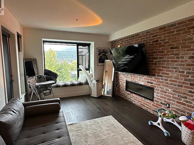 Condo for sale in Port Moody, British Columbia