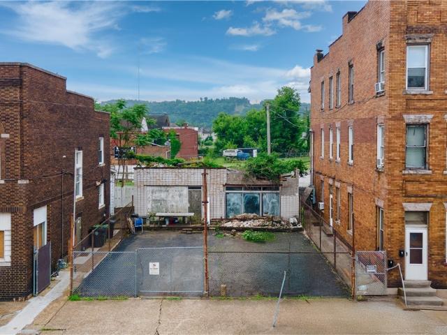Commercial for sale in Steubenville, Ohio