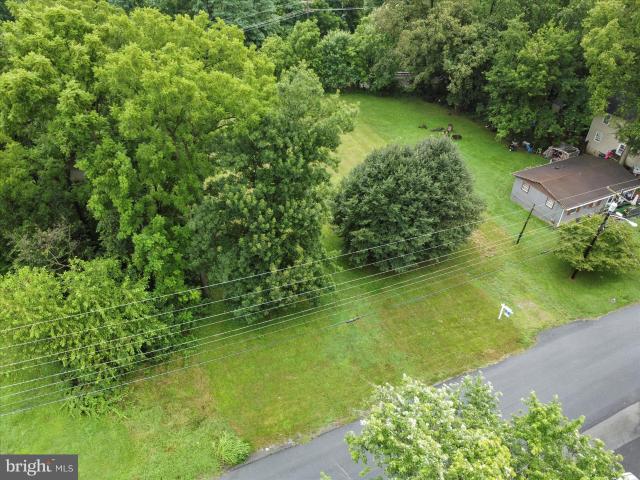 Land for sale in Kearneysville, West Virginia