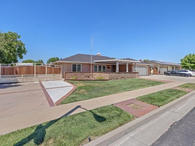 House for sale in Hanford, California