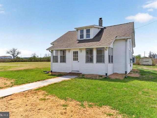 House for sale in Crisfield, Maryland