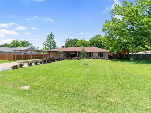 House for sale in Teague, Texas