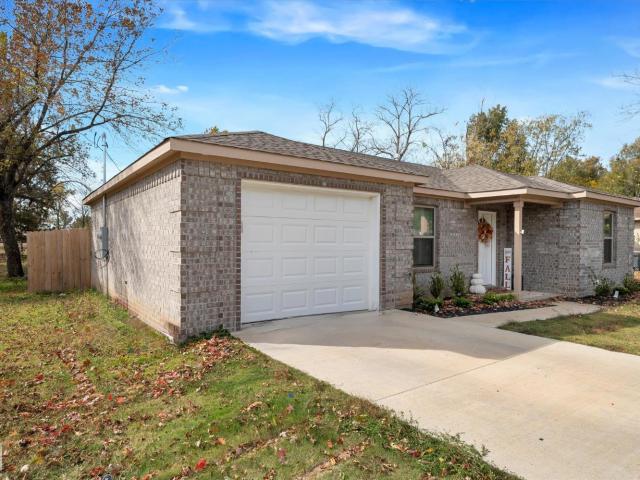 House for sale in Ark