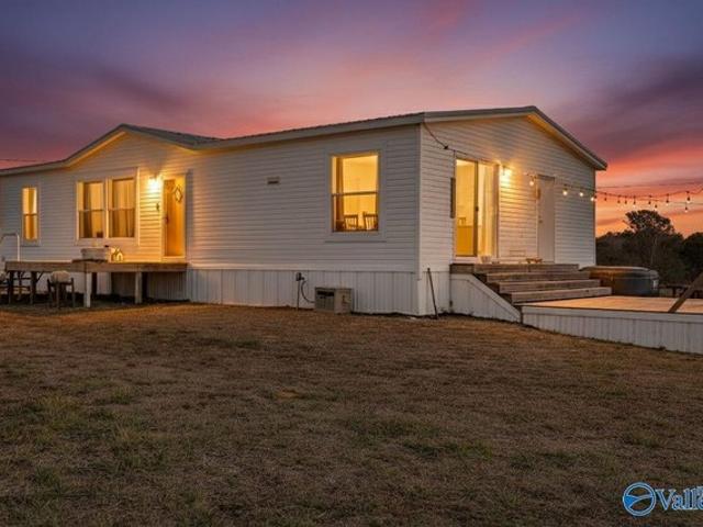 House for sale in Crossville, Alabama