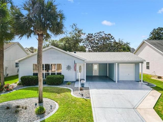 House for sale in Lady Lake, Florida