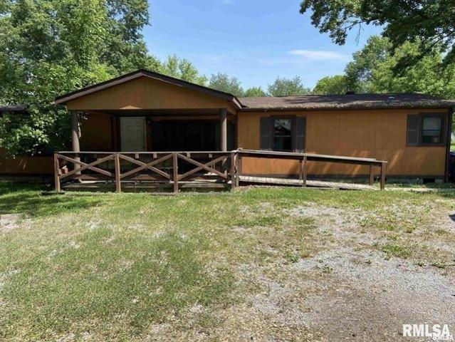 House for sale in De Soto, Jackson County