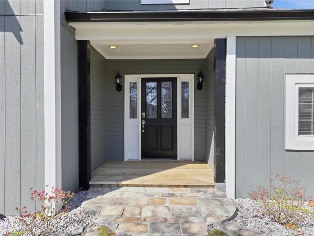 House for sale in Harrisonville, Cass County