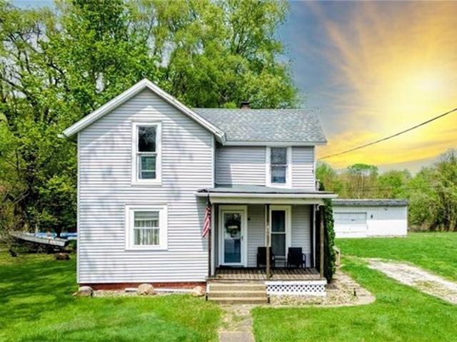 House for sale in Conneaut, Ohio