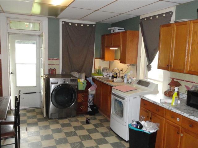House for sale in Newell, West Virginia