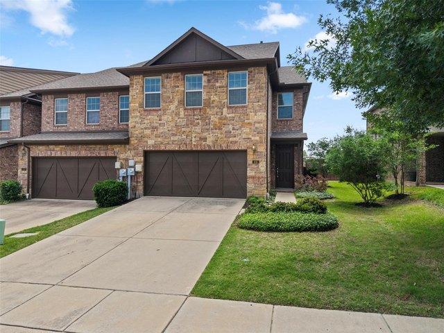 Townhouse for sale in Denton, Texas
